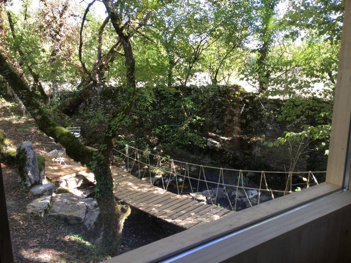 Domaine du 'mas de Tourel' - cabane lodge avec piscine et spa privatif dans le Lot in Livernon, Quercy