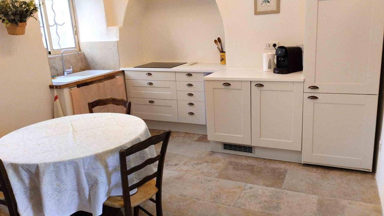Appartement entier, Baignade devant la maison ! in Remoulins, Région de Nîmes