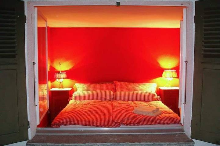 Appartement entier, Pony 2-Bettwohnung Appartement/Fewo, Dusche oder Bad, Wc, Wohn-/Schlafraum in Lenk im Simmental, Lenk