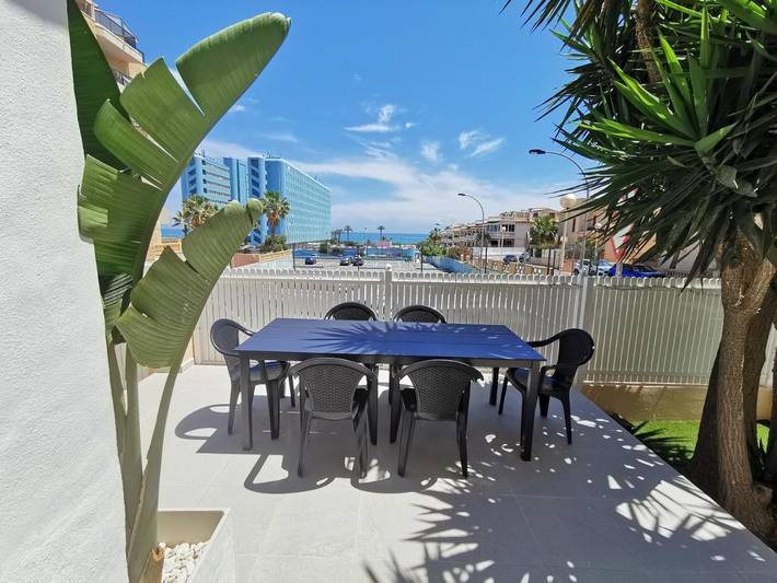 Villa pour 6 personnes, avec vue ainsi que piscine et jardin, animaux acceptés à Guardamar del Segura - 2
