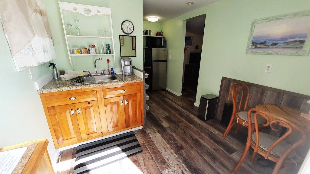 Tiny House Couples Retreat Lake Okeechobee in Lake Okeechobee