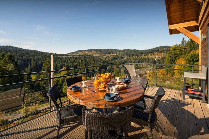 Ferienhaus für 6 Personen, mit Whirlpool und Terrasse sowie Garten und Sauna in Gérardmer - 2