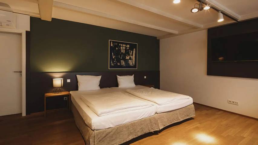Ferienwohnung für 4 Personen, mit Pool und Garten, mit Haustier in Dreiländereck - 2