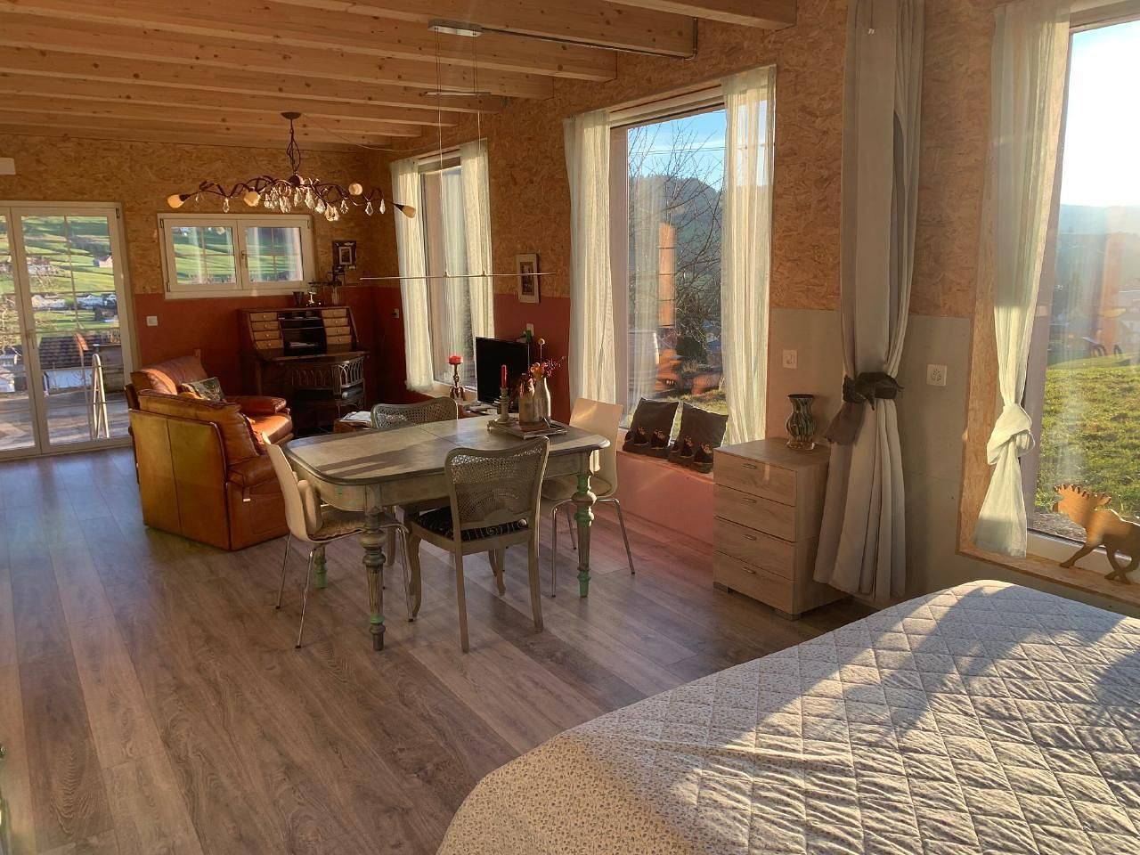 Ganze Ferienwohnung, Nirkwerk - das Studio - Wohnen und Werken in Neckertal, Kanton St. Gallen