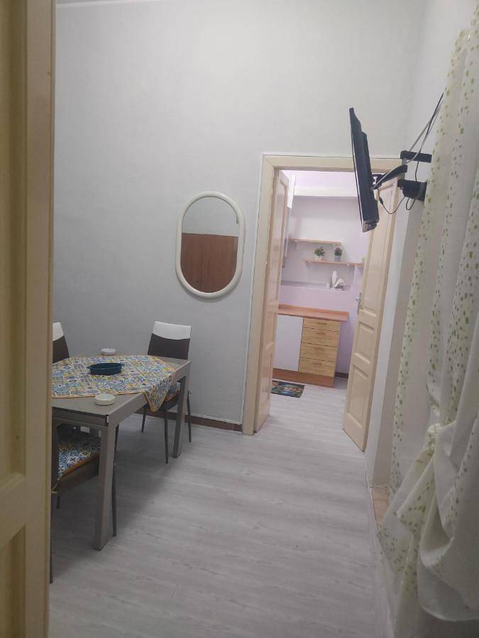 Appartamento per 4 persone, con panorama e balcone, adatto a famiglie con bambini in Gela