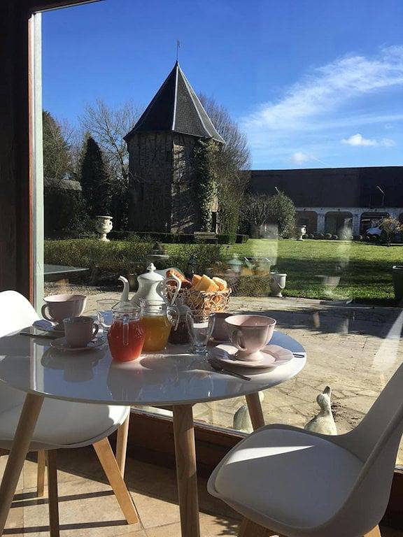 Chambre d’hôte pour 2 personnes, avec Jacuzzi ainsi que Jardin et Sauna dans la Somme