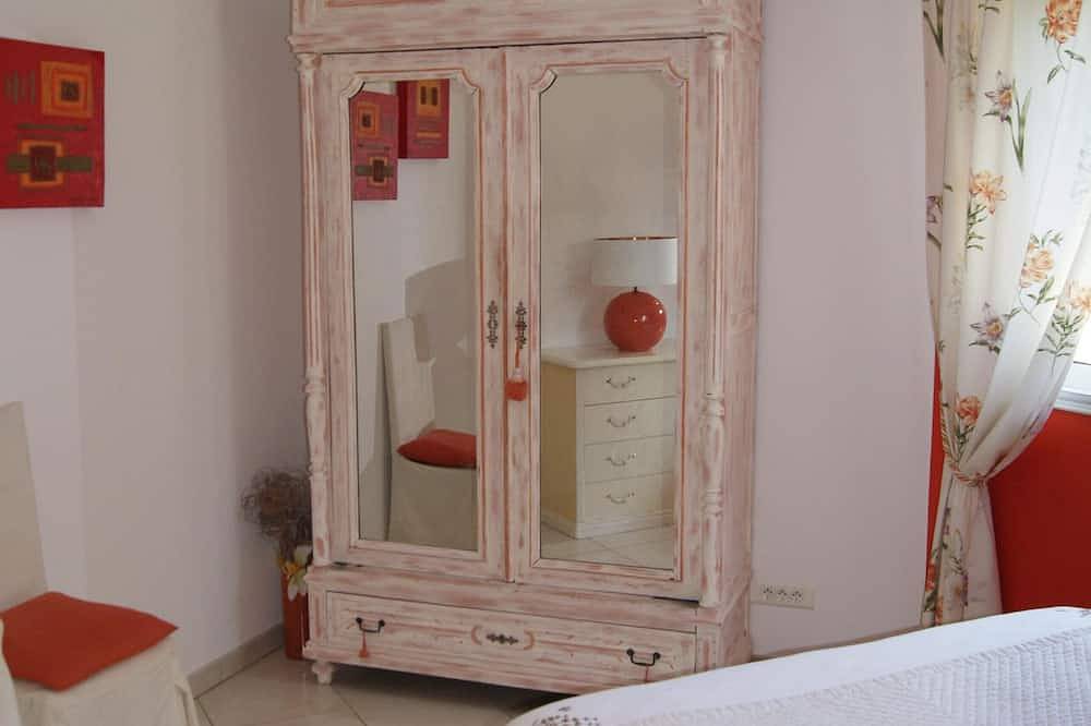 Maison de caractère avec piscine près bassin d'arcachon et océan atlantique in Le Temple, Parc naturel régional du Médoc