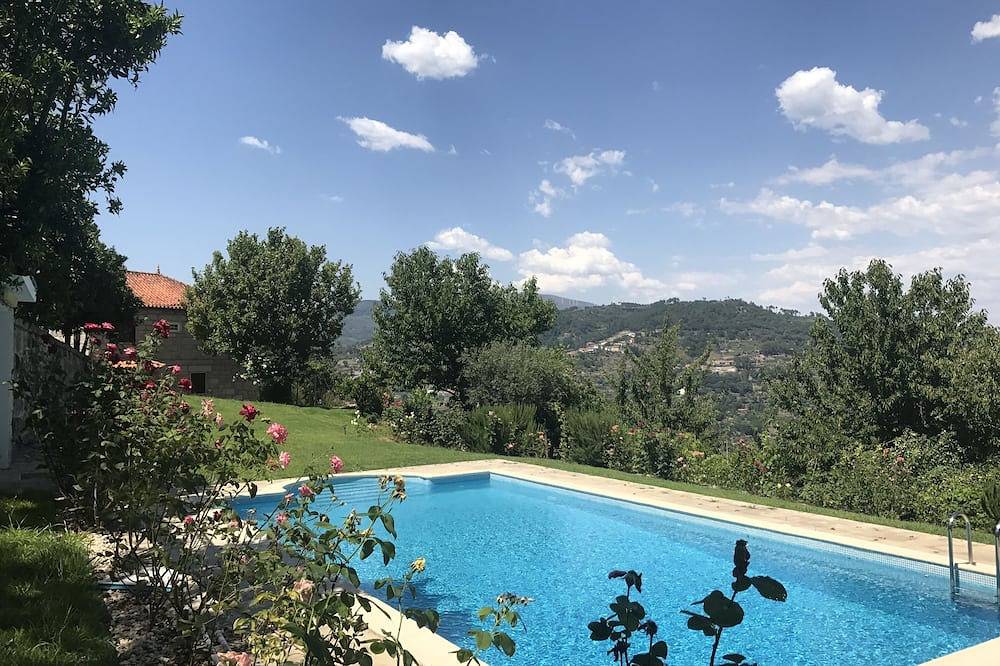 Quinta De Nadais - Douro Valley Estate in São João de Fontoura, Resende