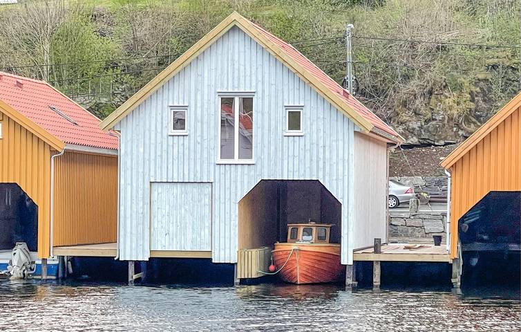 Ferienhaus für 6 Personen mit Garten in Kvinesdal