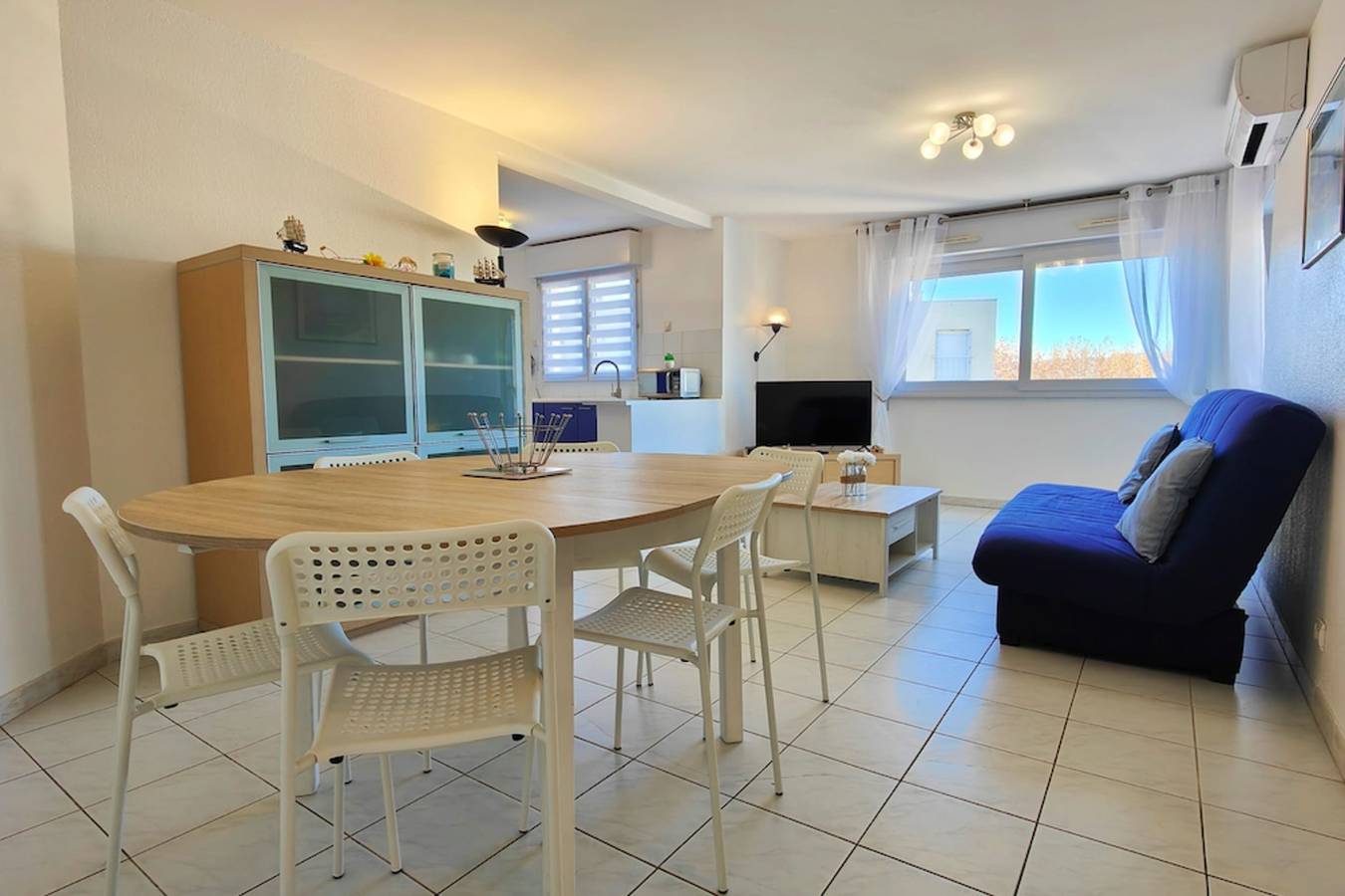 Ganze Wohnung, Ferienwohnung für 6 Personen mit Balkon in Fréjus Plage, Frejus