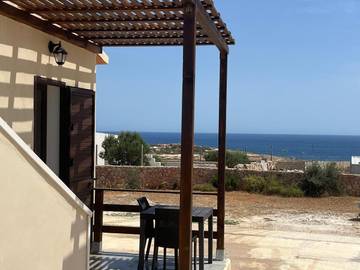 Gîte pour 2 personnes, avec jardin et vue dans Lampedusa