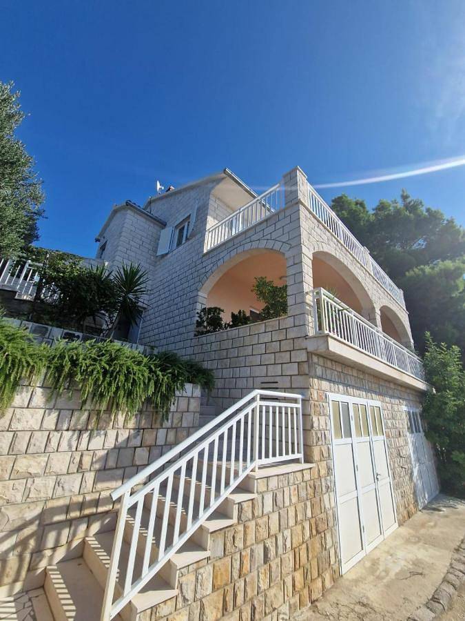 Ferienwohnung für 4 Personen, mit Terrasse und Ausblick