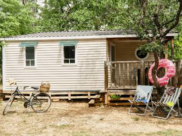 Location De Vacances pour 5 Personnes dans Saint-Saturnin-lès-Apt, Parc naturel régional du Luberon, Photo 2