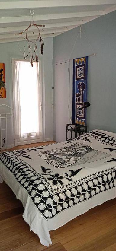Appartement de vacances entier, Double Room with Extra Bed in La Tour-d'Aigues, Parc naturel régional du Luberon