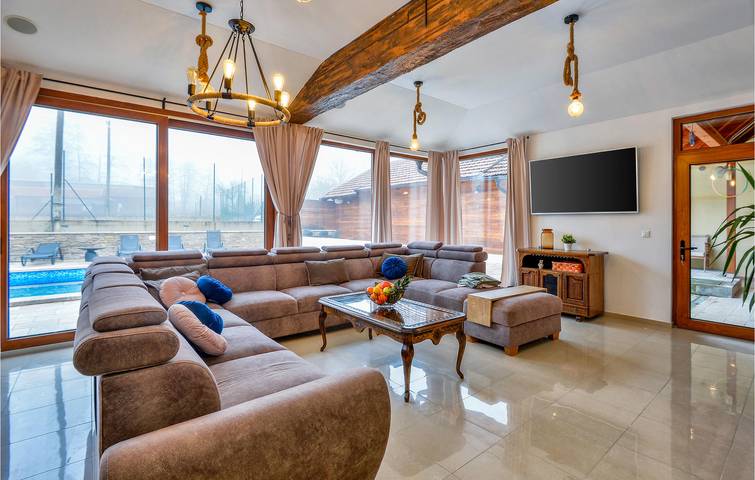 Gemütliche 56 m² große Wohnung mit WLAN, Klimaanlage, Parkplatz, Terrasse und Grill in Krapina-Zagorje