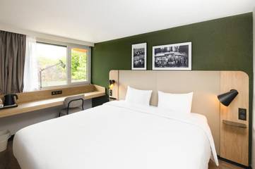 Hôtel pour 2 personnes, avec terrasse à Les Ulis