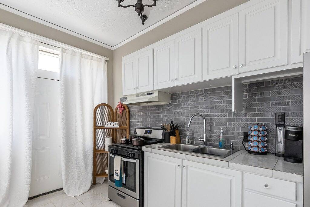 Royal Resort in Jackson, Hinds County