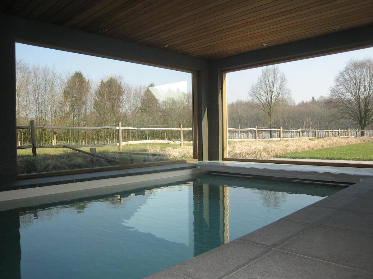Family Farmhouse with Sauna in Beernem, Westflandern