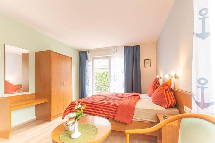 Entire apartment, Ferienzimmer mit Terrasse in Malchow, Fleesensee