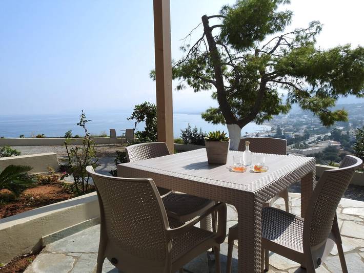 Ferienhaus für 4 Personen, mit Meerblick und Balkon sowie Garten in Stalida