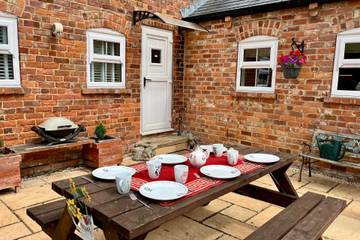 Glamping for 15 People in County Durham, North East England, Photo 1