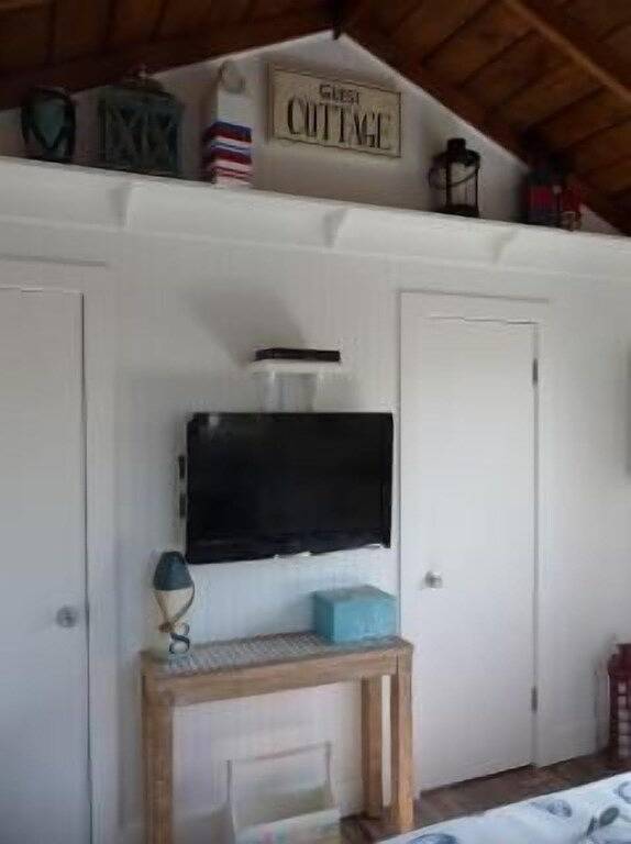 Vacation rental for 10 people, with pool and terrace in Fire Island