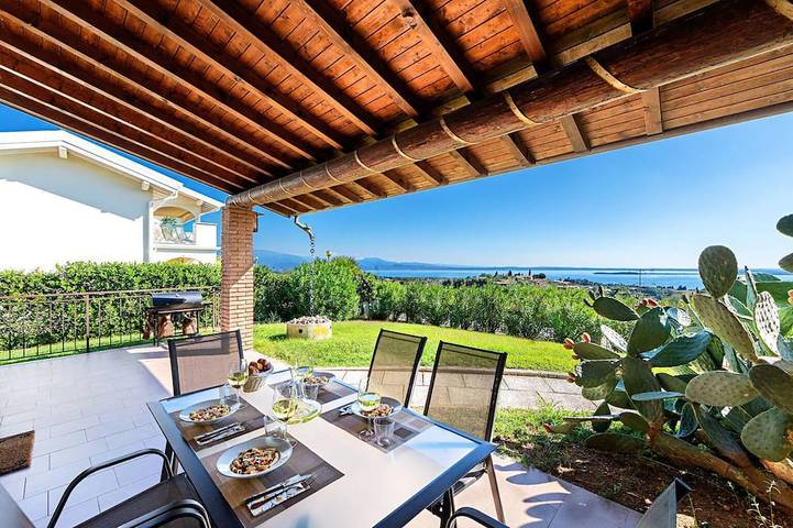 Ferienhaus für 6 Personen, mit Garten und Terrasse, mit Haustier in Soiano del Lago