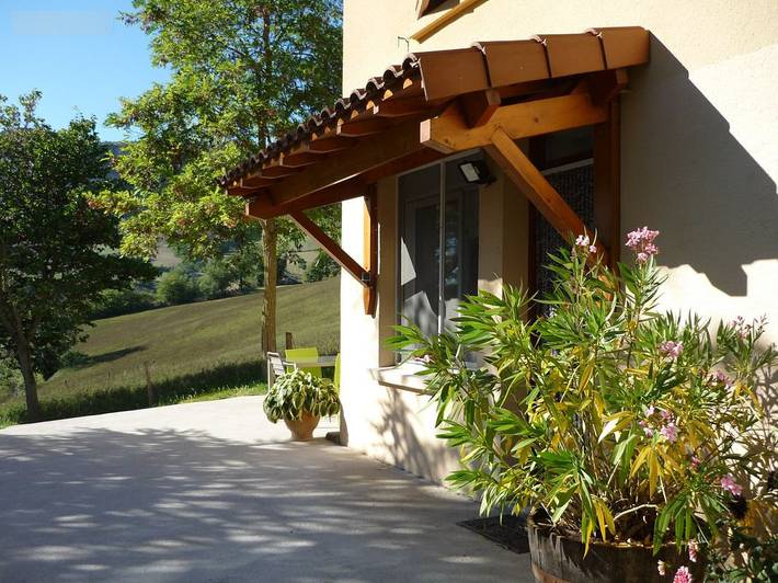 Gîte pour 4 personnes, avec terrasse et jardin à Rivière-sur-Tarn
