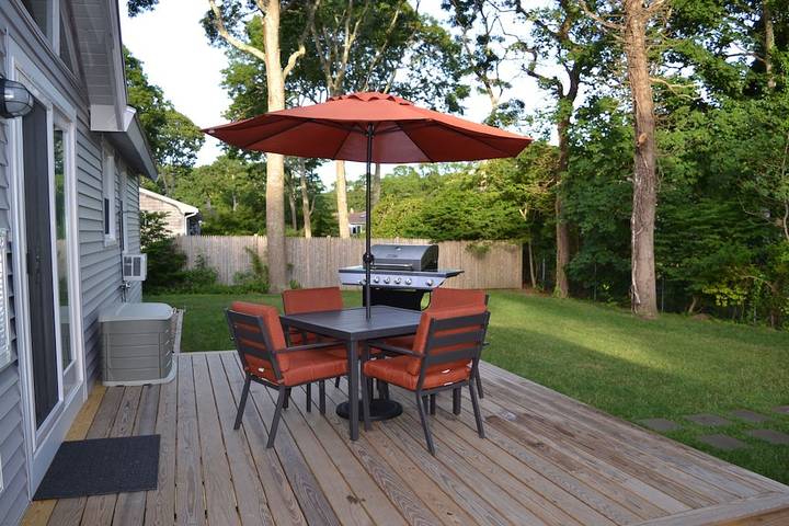 Vacation rental for 8 people, with yard and pool as well as terrace in Falmouth (MA)