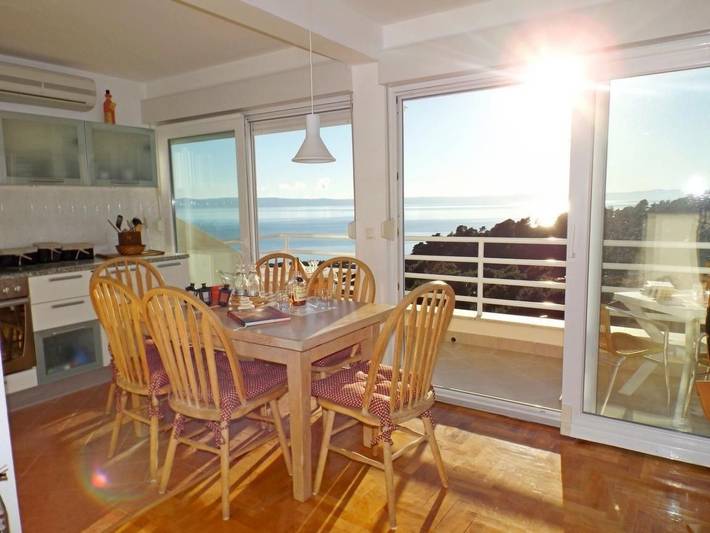 Ferienwohnung für 6 Personen, mit Balkon in Krvavica - 2