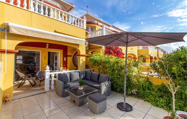 Apartamento para 6 personas, con Terraza y Piscina en La Torreta