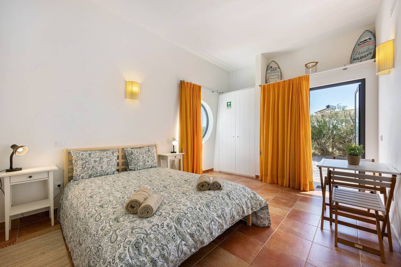 Zimmer 'Amado' mit Gemeinschaftsgarten und Wi-Fi in Bordeira, Naturpark Südwest-Alentejo und Costa Vicentina