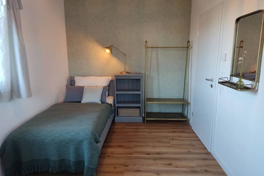 Schönes Landhaus mit Kamin und großem Garten. Urlaub mit Familie,Freunden+Hund. in Forchtenberg, Hohenlohe