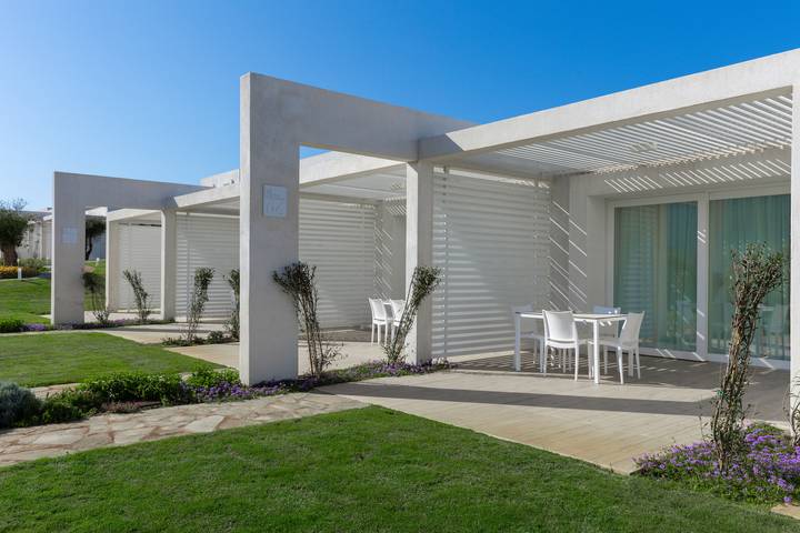 Apartment for 4 people, with terrace, with pets in Sardinia