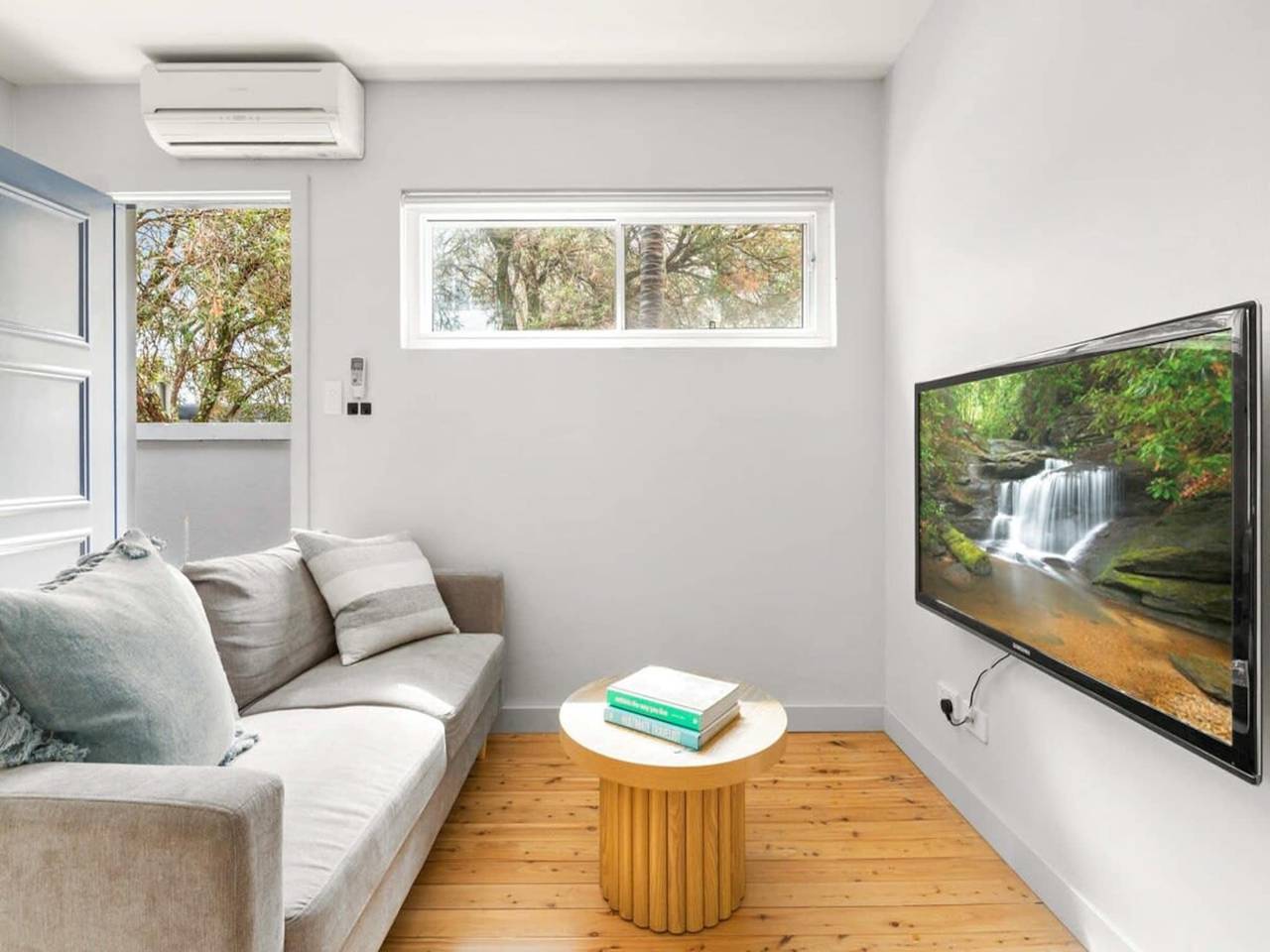 Ganze Wohnung, Modernes 1-Bett-Pad, nur wenige Minuten vom Strand entfernt in Sydney, New South Wales