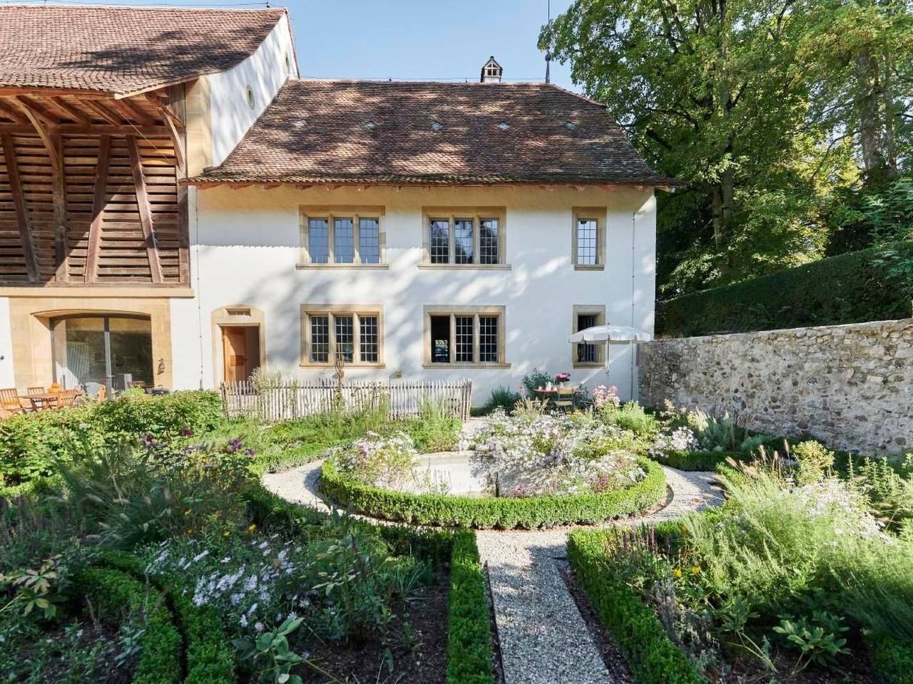 Ganze Wohnung, Schlossgut oben in Drei-Seen-Land