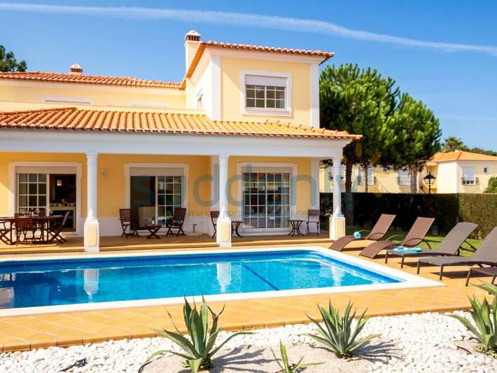 Villa para 6 pessoas, com Terraço e Jardim e ainda Piscina em Amoreira