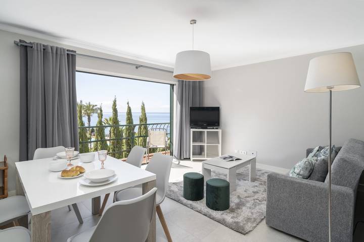 Glamping para 7 pessoas, com varanda, adaptado a crianças em Madeira