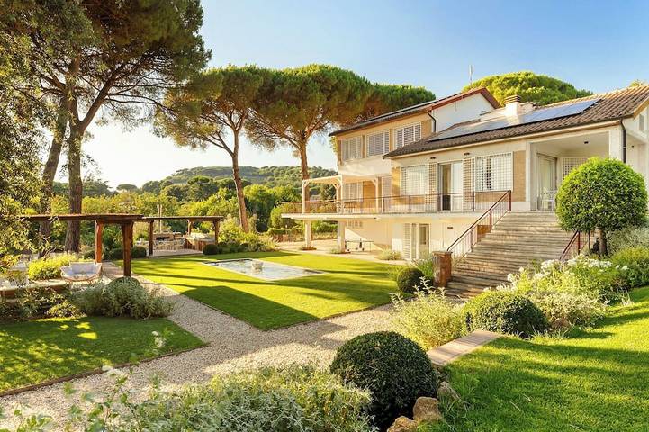 Villa für 10 Personen, mit Garten - 1