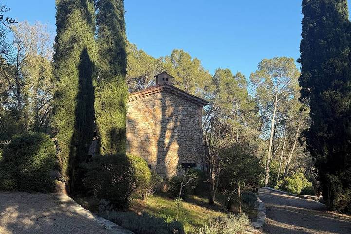 Bastido Familiar De Carácter Con Piscina Privada En El Corazón De Provence Var in Draguignan, Region de Draguignan