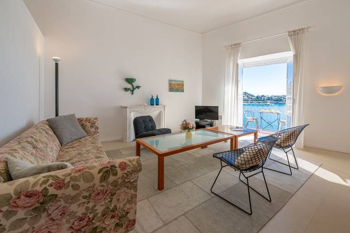 Appartement entier, Appartement 2/4 pax in Villefranche-sur-Mer, Côte méditerranéenne (France)