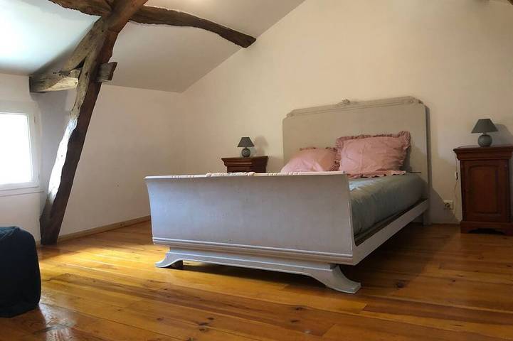 Location de vacances pour 7 personnes, avec jardin à Saint-Laurent-des-Vignes - 2