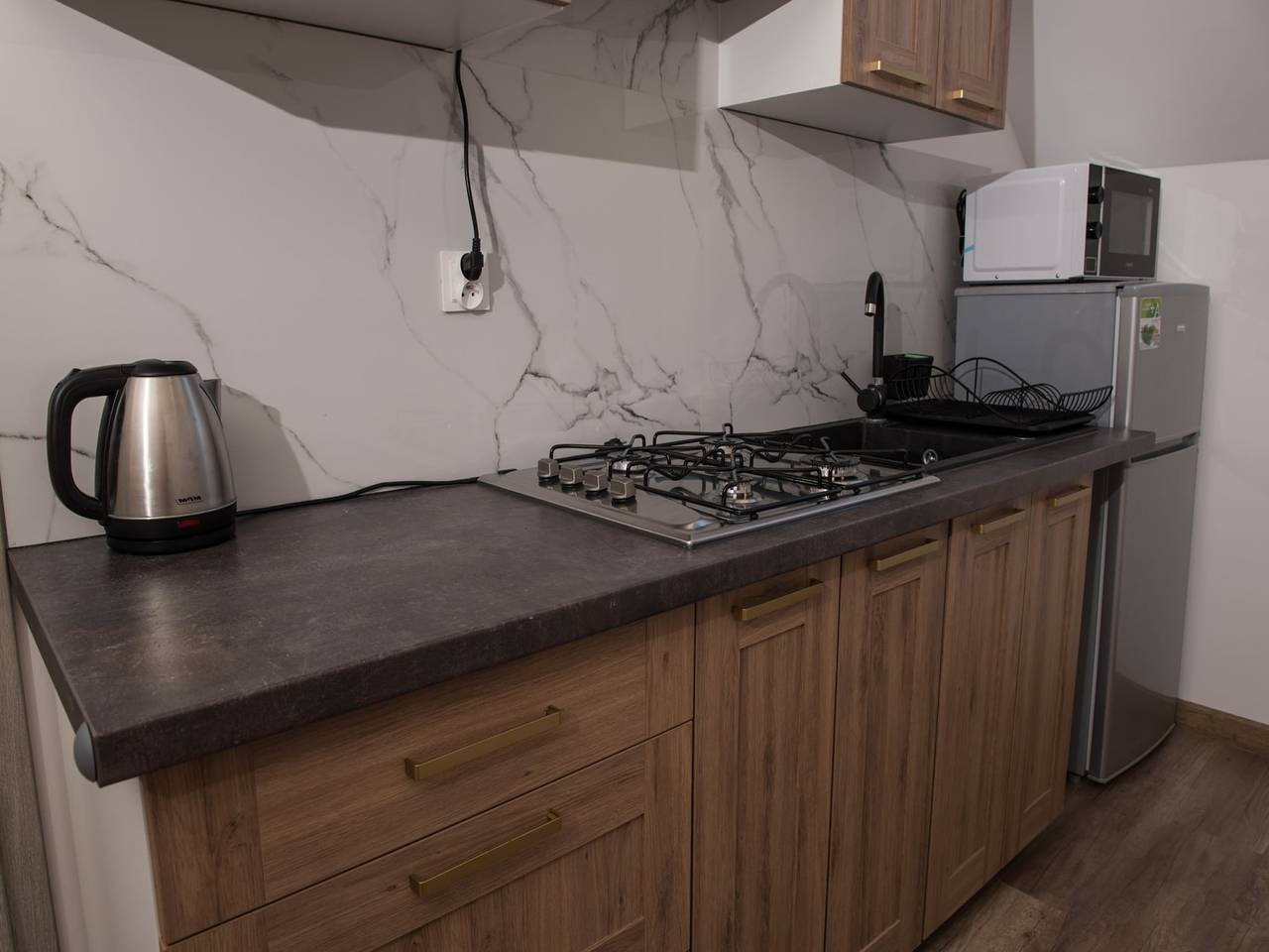 Ganze Wohnung, Komfortable, praktische Wohnung, Pool im Preis in Powiat Sławieński