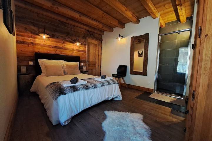 Chalet pour 13 personnes, avec jardin et sauna, animaux acceptés à Vaujany - 2