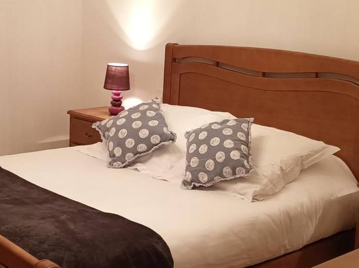 Location de vacances pour 8 personnes, avec vue et terrasse à Planchez - 2