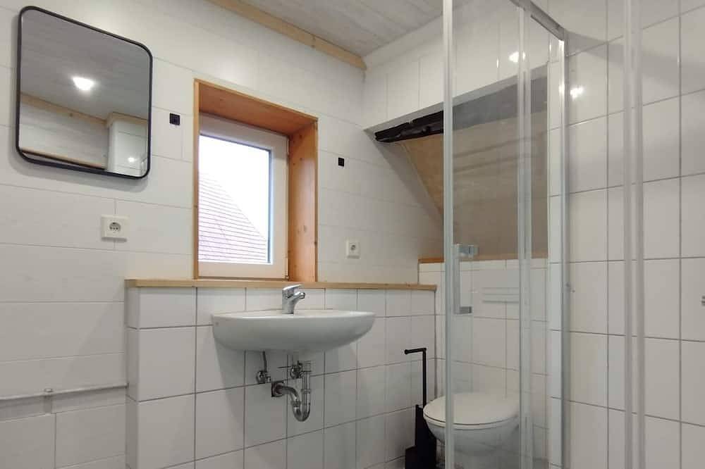 Ganze Wohnung, Historische Dachgeschosswohnung im Herzen der Alsfelder Altstadt / Parkplatz in Alsfeld, Vogelsberg Region