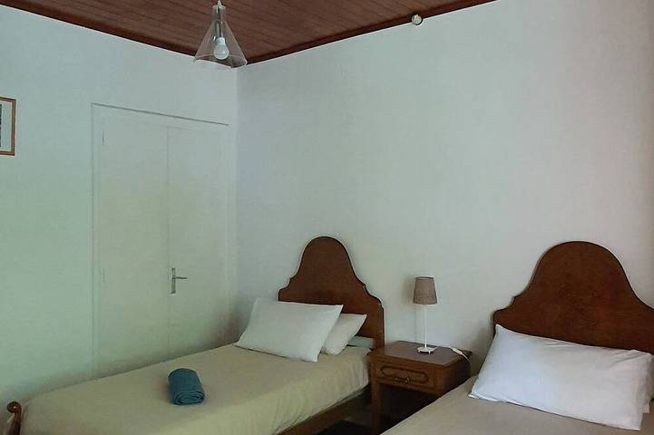 Gîte pour 4 personnes, avec jardin ainsi que piscine et balcon à Mazamet - 2