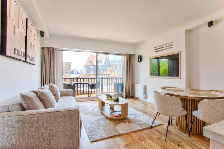 Gîte pour 4 personnes, avec terrasse dans Gare de Trouville - Deauville