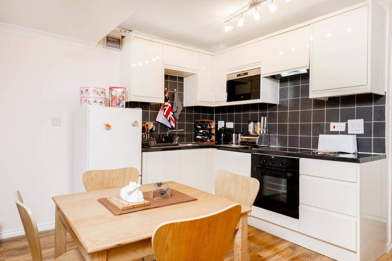 Henley-on-Thames Studio Apartment in Henley-on-Thames, Chiltern Hills