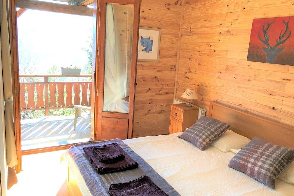 2 bedroom self-contained apartment in Chalet Le Doux Si in Doucy, La Léchère